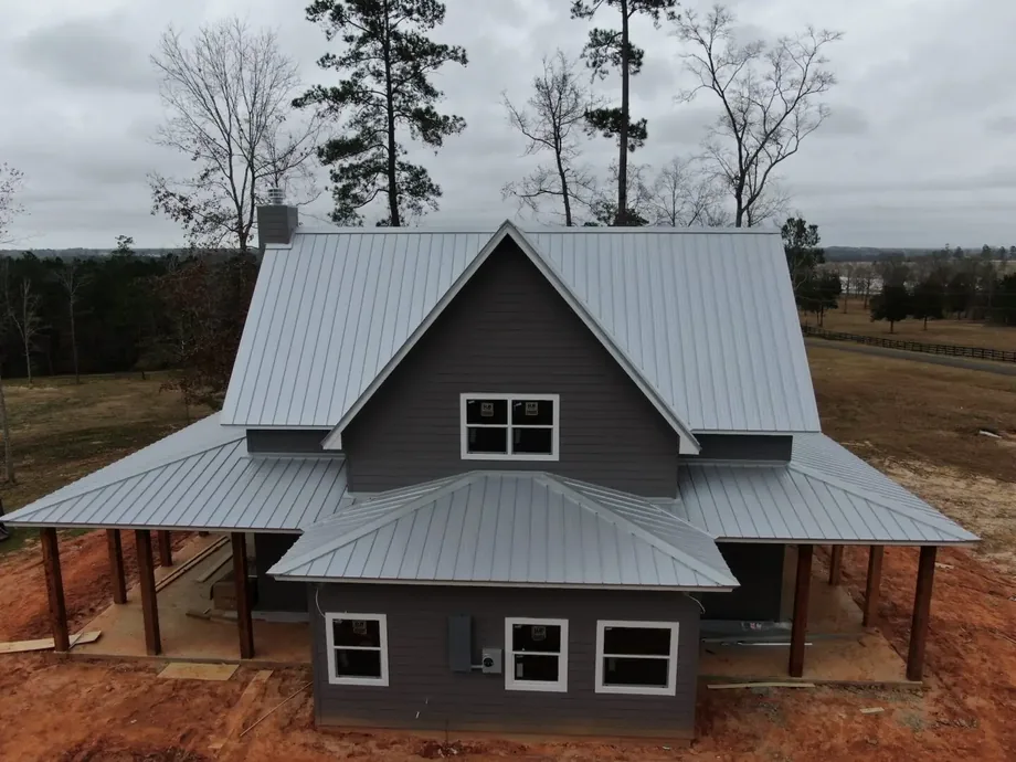 New metal roof installed on a home in Lufkin, Texas by Roof Ryders